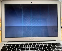 Macbook Air mid 2012; 13 Zoll (defekt)