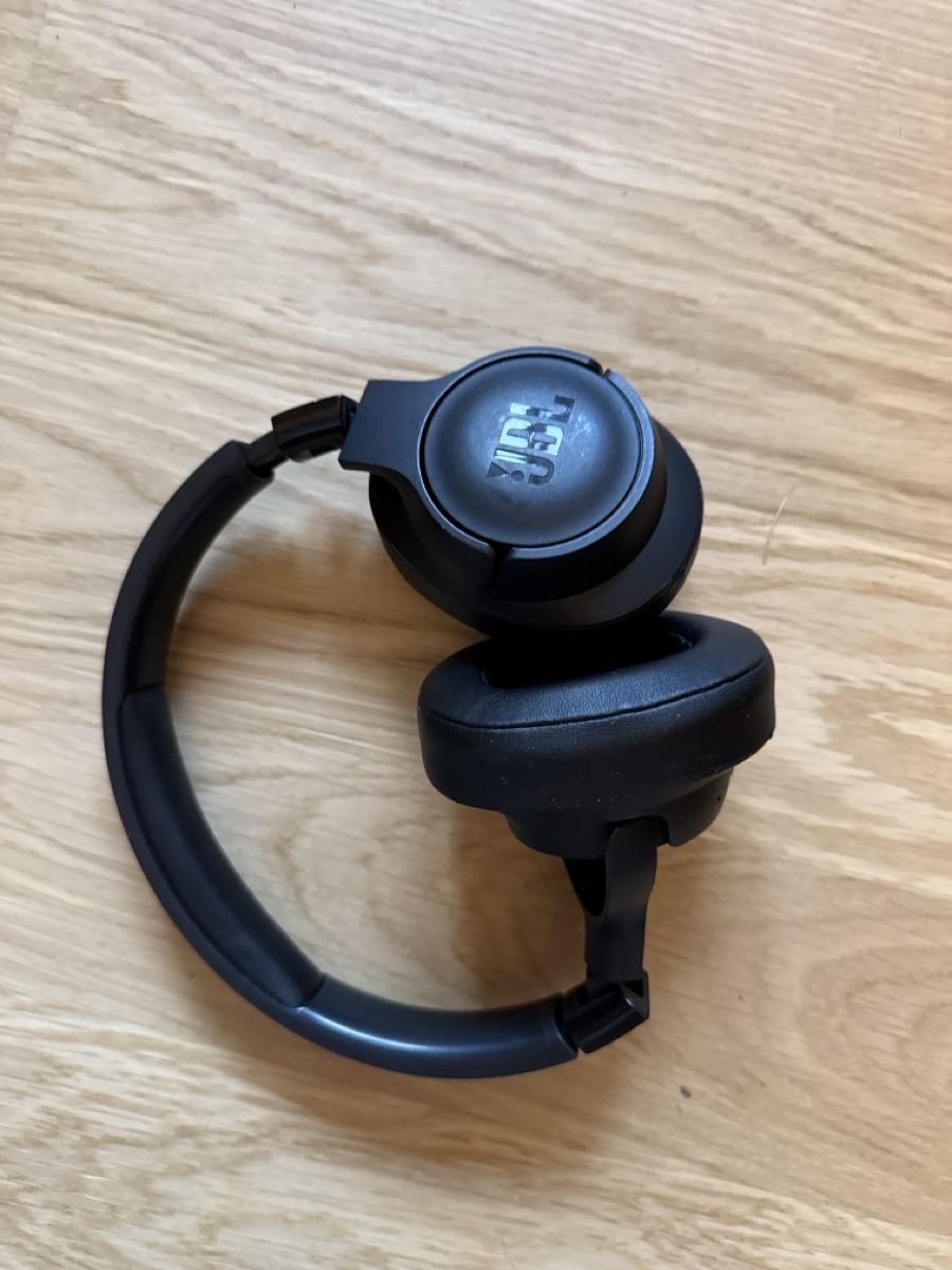 JBL Kopfhörer: Kopfhörer JBL schwarz gebraucht – Gebraucht aus Adliswil von Xaro15
