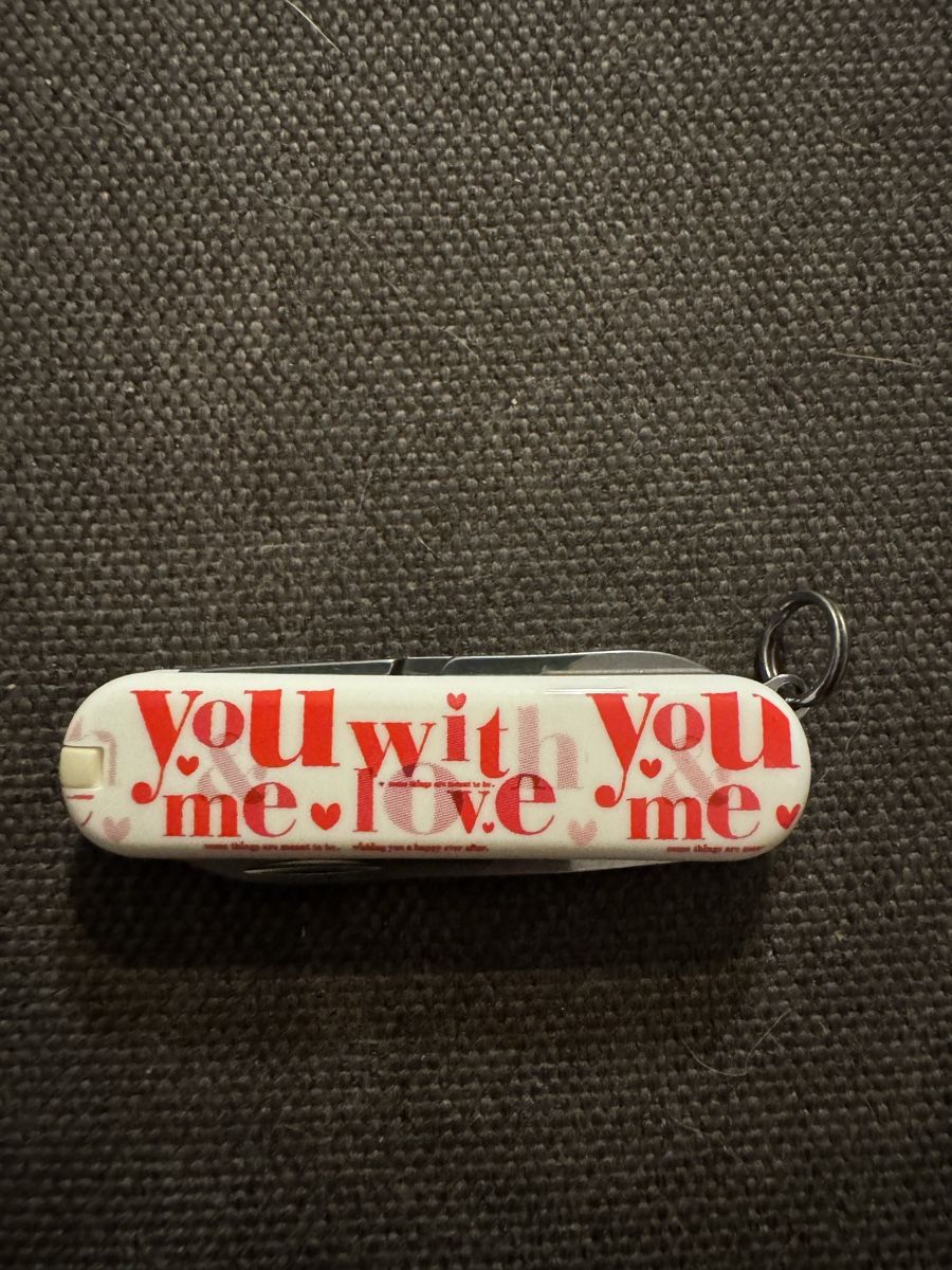 Victorinox Coltelli tascabile: Victorinox classic 2011 Loving you – Nuovo e nell'imballaggio originale da Hergiswil NW venduto da wert721 2