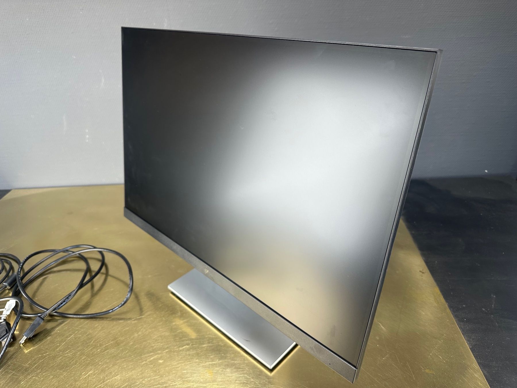 Hewlett Packard Monitor: Bildschirm, HP E24i G4 #3 – Usato da Laufenburg venduto da Sirluger 1