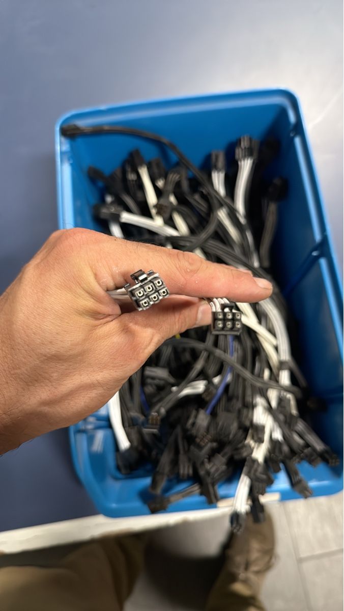 Apple Cavi: Netzteile Kabel 6+2 Pin neu – Nuovo (secondo la descrizione) da Geroldswil venduto da IT-REPAIR-CAFE.SPACE