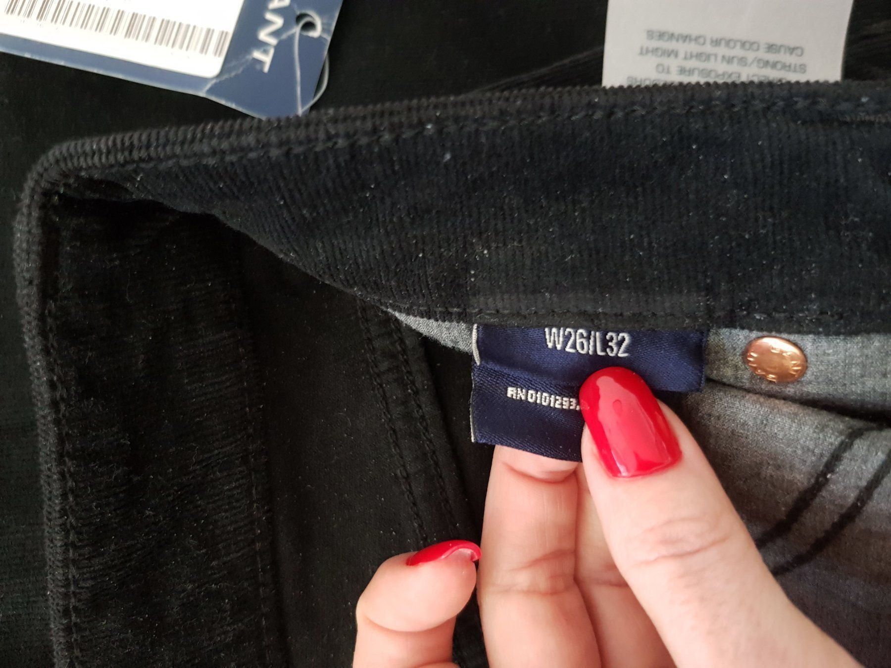 Gant Pantaloni: Samthose von GANT Gr.26 – Nuovo e nell'imballaggio originale da Reinach AG venduto da innamac 6