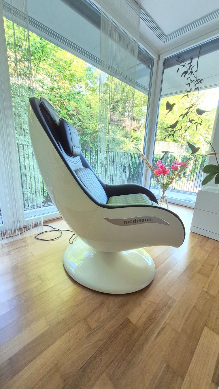 Medisana Dispositivi per massaggi: Massage-Sessel – Usato da Luzern venduto da spyro-gyra 1