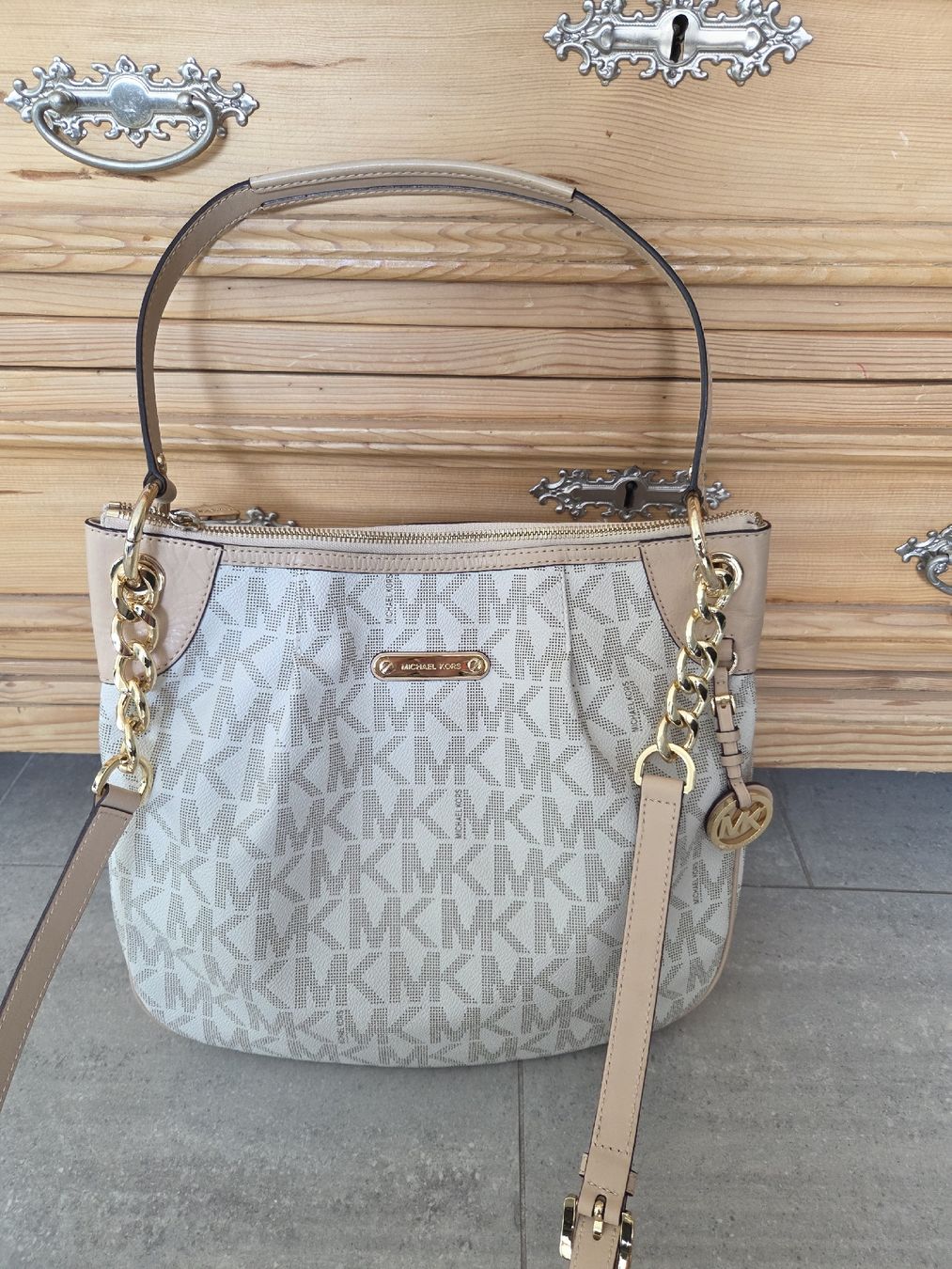 Michael Kors Borse da donna: schöne Tasche Michael Kors – Usato da Wiesendangen venduto da Sinhuk