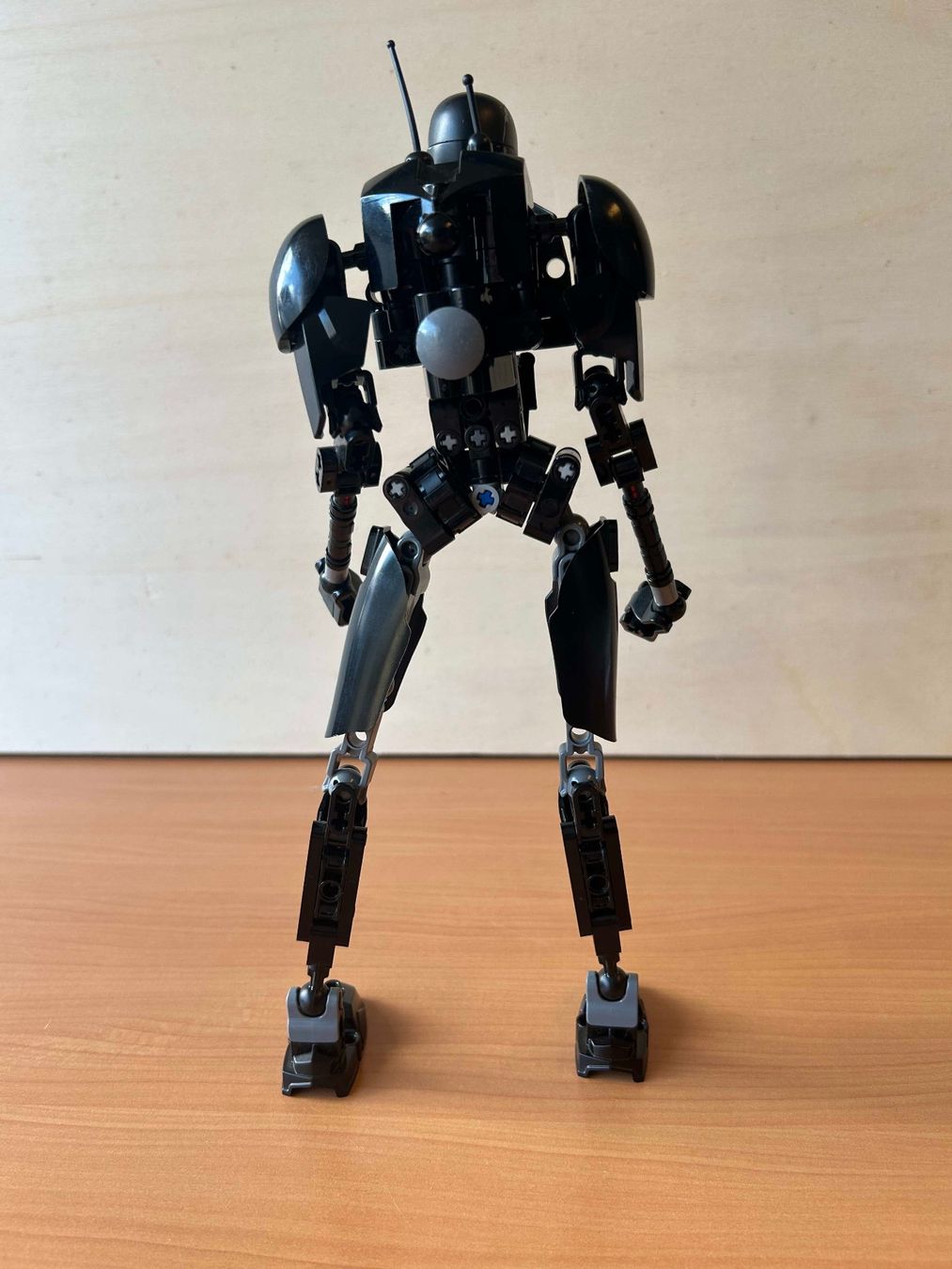 Lego Giocattoli: Star Wars Buildable Figures - LEGO 75120 - K-2SO – Usato da Massongex venduto da elcomerciante19 2