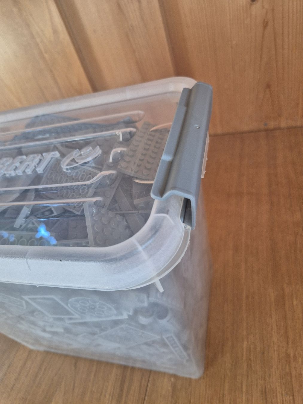 Lego Kit di costruzioni: 3 Kilo Legosteine - Hellgraue Teile, 3.1kg, mit Box. – Nuovo (secondo la descrizione) da Brüttelen venduto da thomas-graf 6