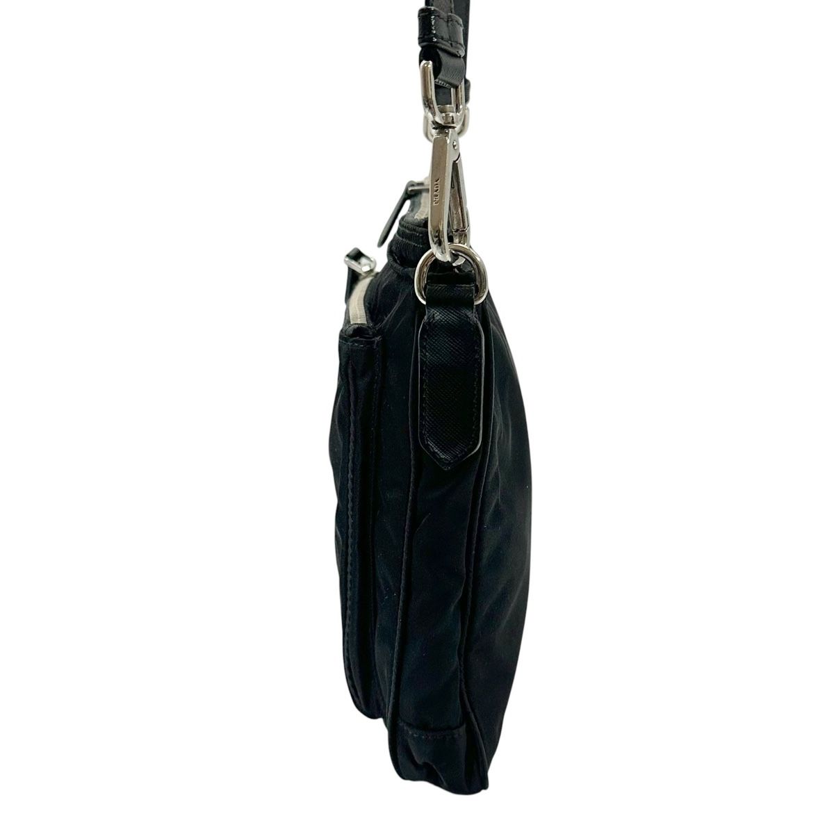 Prada Taschen: Prada Tessuto Nylon Shoulder Bag Black Good Condition – Gebraucht aus Buchrain von Mr.Kim 9