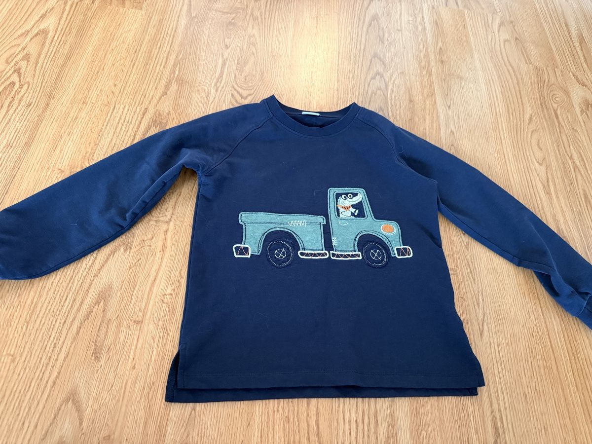 Pullover & Sweatshirts: Pullover in Gr. 128 – Gebraucht aus Rotkreuz von ZG6343