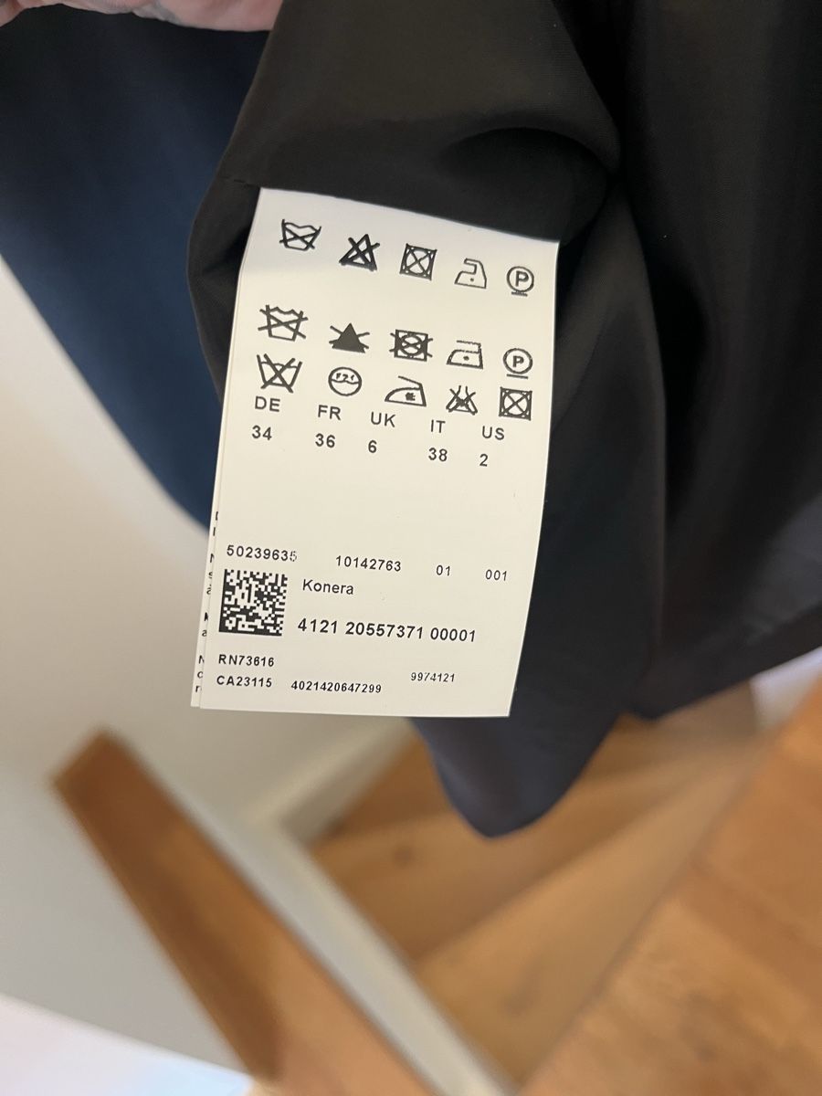 Hugo Boss Vestiti: Kleid von HUGO BOSS in Grösse 34 – Usato da Basel venduto da barracuda360 4