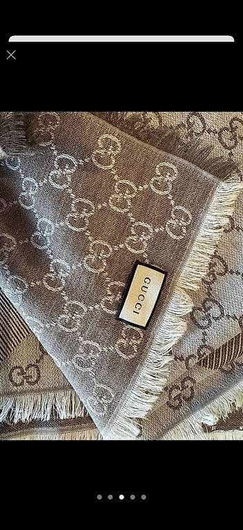 Foulards & écharpes: Gucci Schal Monogram Shawl – Neuf avec emballage d'origine à Bremgarten AG par val_ch 2