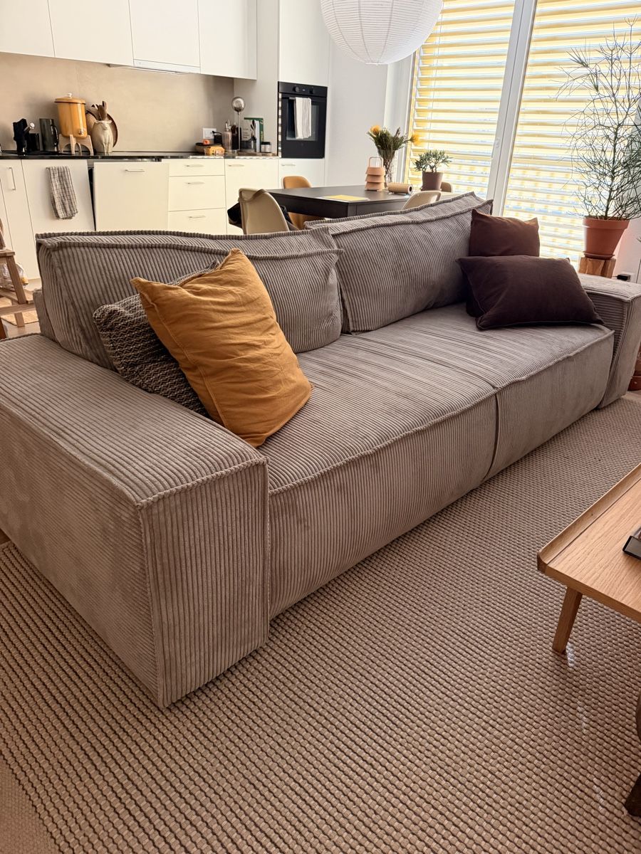 Canapé en velour côtelé taupe - de chez vente unique (Gebraucht) in ...