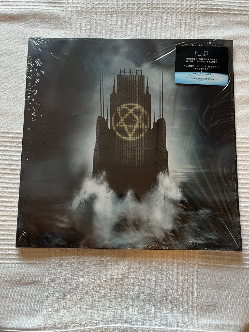 Schallplatten: HIM - Dark Light 2x white Vinyl LP – Gebraucht aus Effretikon von ChrisLamberger