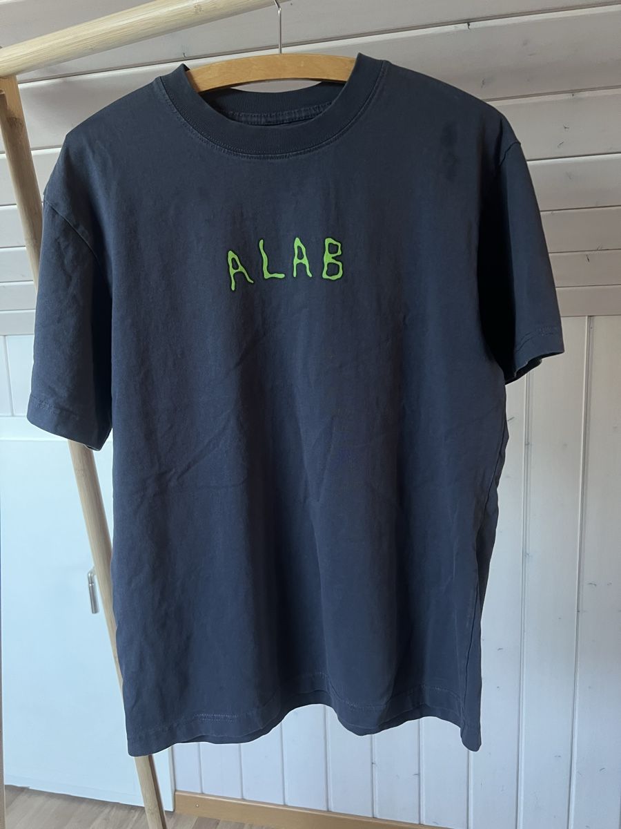 T-Shirts: ALAB T-Shirt - Size M – Gebraucht aus Altstätten SG von Melval22