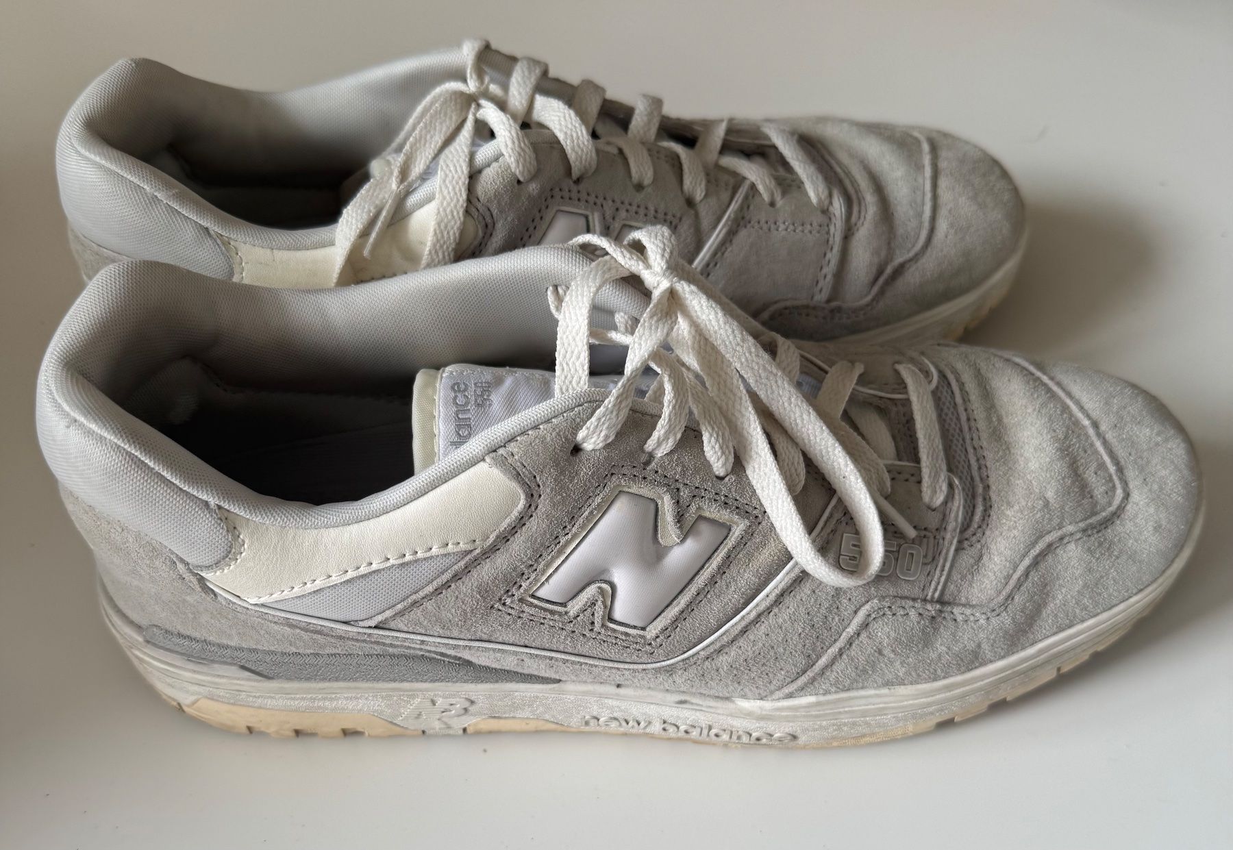 New Balance Herrenschuhe: Grey New Balance 550 – Gebraucht aus Zürich von Alpna