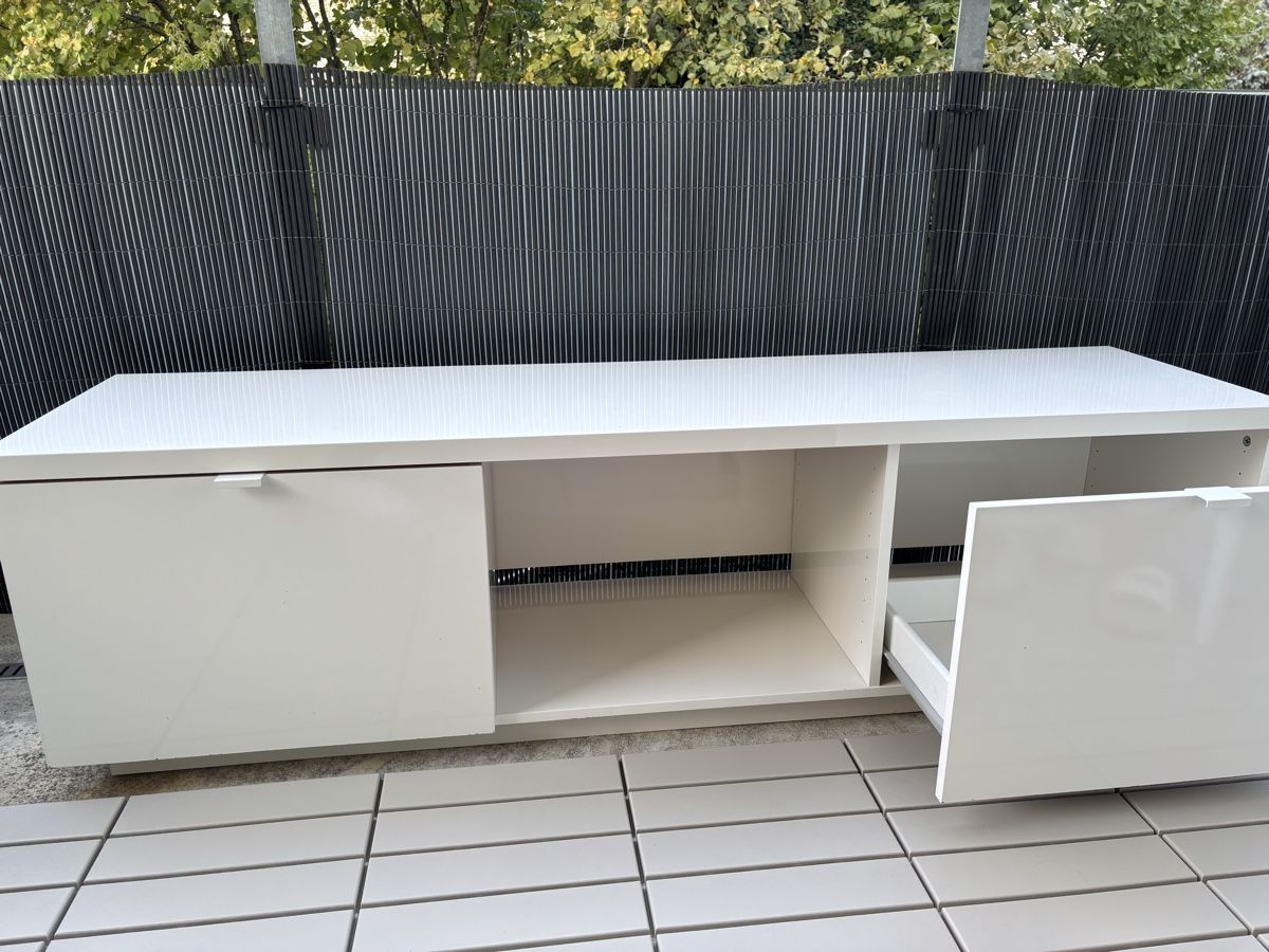Ikea TV Möbel: TV stand – Gebraucht aus Alchenflüh von svot0894