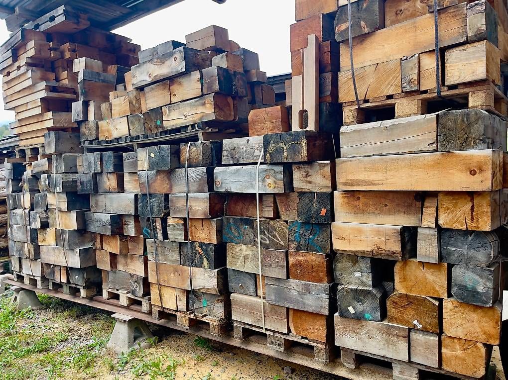 Articoli in legno: Arvenholzklötze grosse Menge – Usato da Zürich venduto da 9040