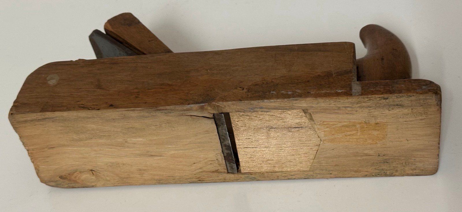 Tutti gli attrezzi: antiker Holzhobel – Usato da Gümligen venduto da Delphi6 4