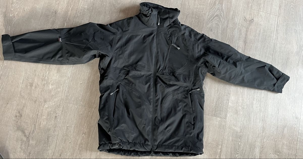 Jacken: Tenson Jacke Grösse 40 mit MCP Extreme – Gebraucht aus Udligenswil von nwal