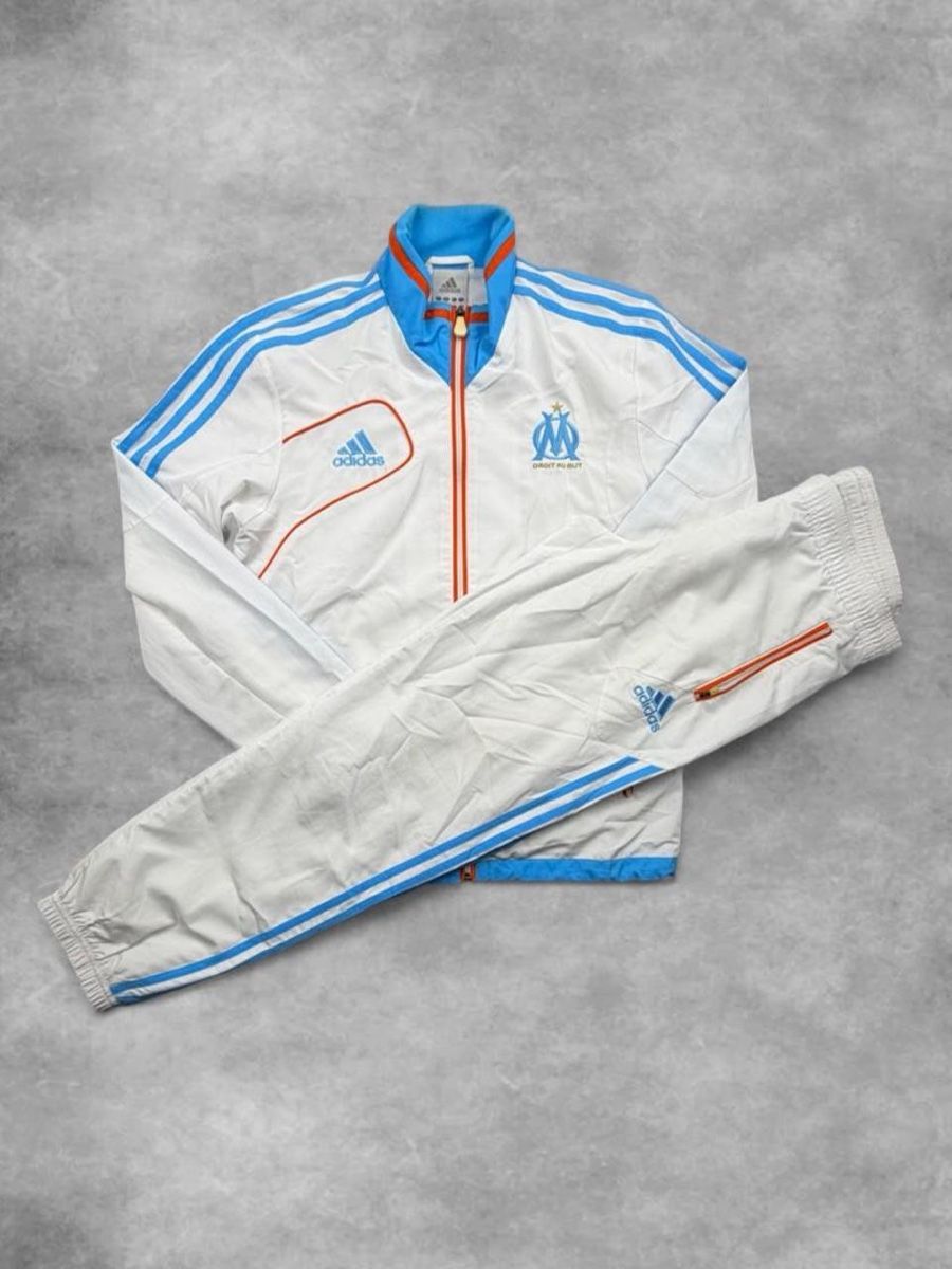 Adidas Lots de vêtements: Adidas marseille tracksuit – D'occasion à Erlinsbach SO par TogaResell