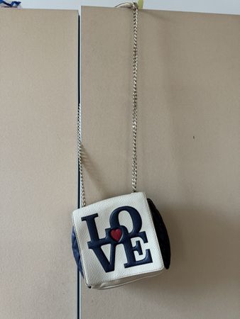 Moschino „LOVE“ Umhängetasche