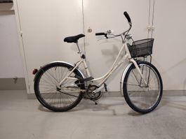 Vintage City Bike – Used, Needs Maintenance