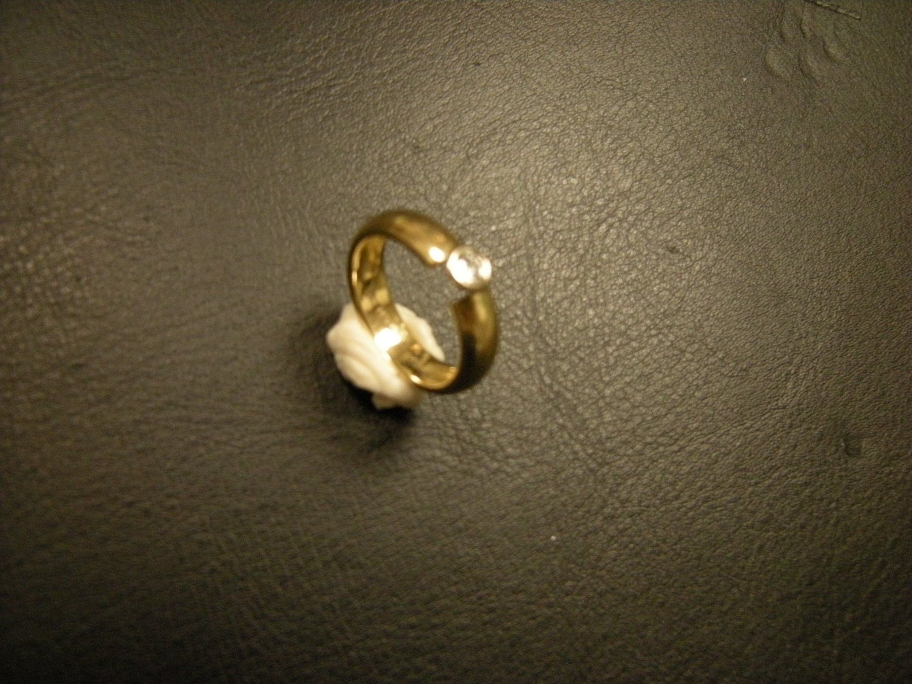 Ringe: Gold Ring 750 Solitaire mit Brillant Gr. 53 – Gebraucht aus Holziken von Rupe 3