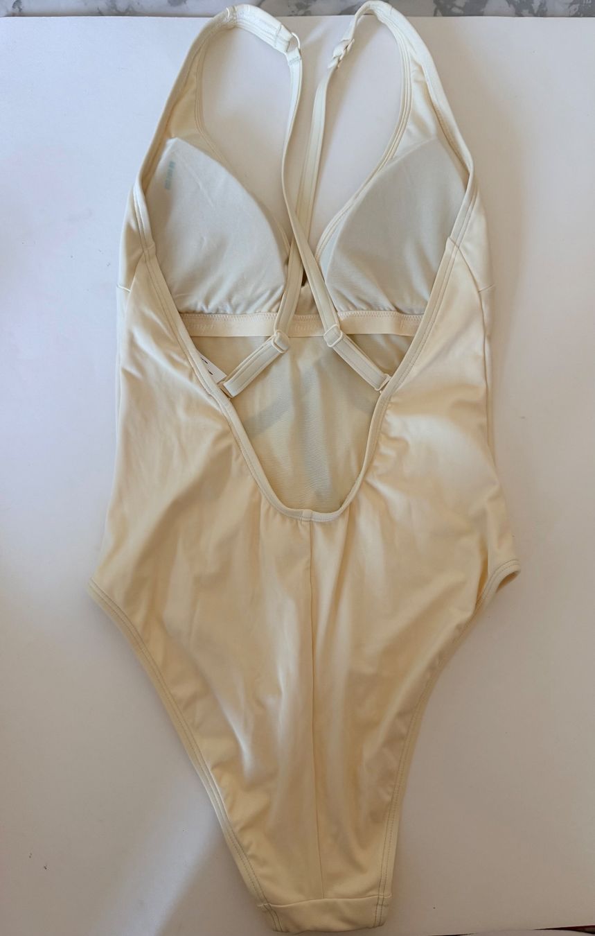 Triumph Maillots de bain & Bikinis: TRIUMPH, Badekleid FLEX SMART SUMMER , Gr. 1, Farbe Offwhite – Neuf avec emballage d'origine à Rudolfstetten par gst_g7xl 8
