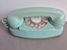 Téléphone vintage turquoise à cadran rotatif, p!