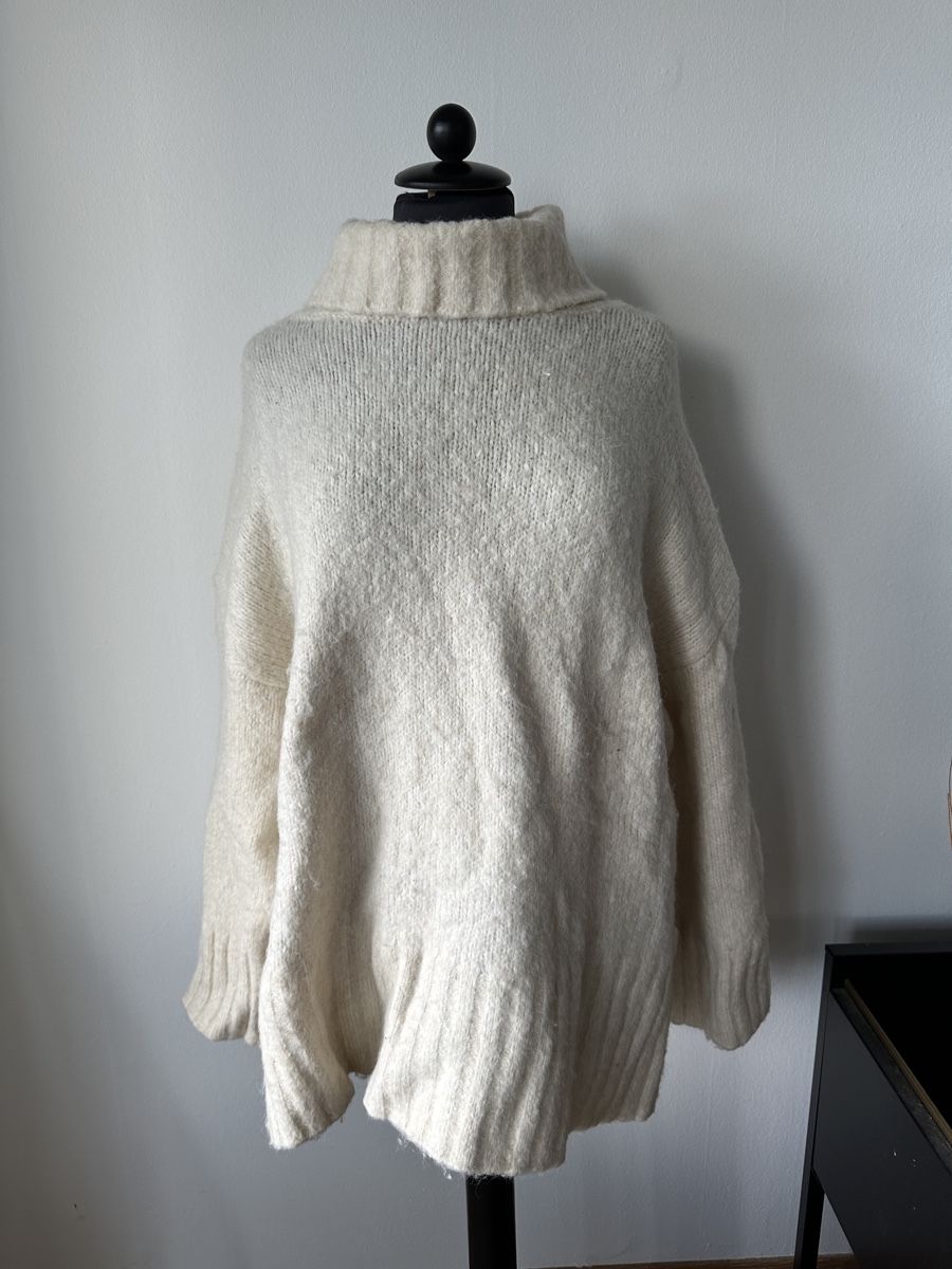 H&M Pulls & Sweat-shirts: Pullover H&M Rollkragen L cremefarben guter Zustand – D'occasion à Wohlen AG par jes_9c79 1