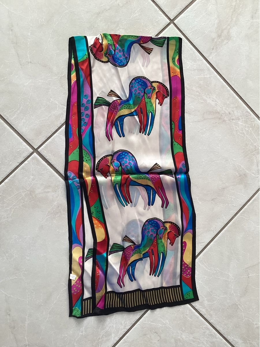Foulards & écharpes: Seidenschal, 100% Seide, Pferde Print Bunt ! – Neuf (Voir description) à Schöfflisdorf par seahorse61 1