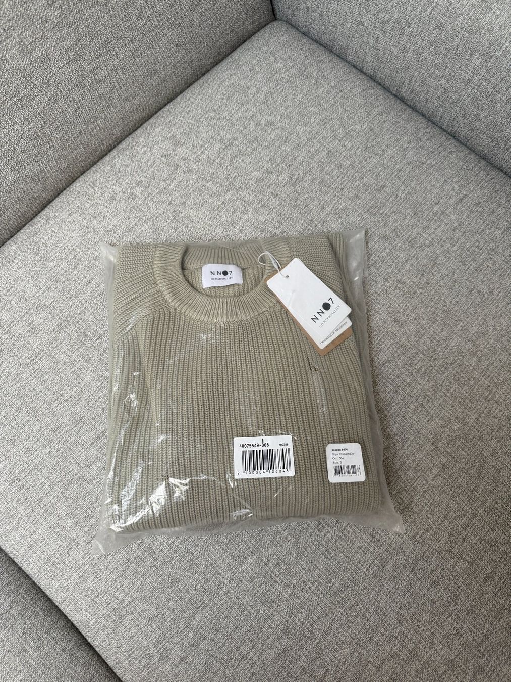 Maglioni & Felpe: NN07 Strickpullover, Gr. S, Neu mit Etikett! – Nuovo e nell'imballaggio originale da Biel-Benken BL venduto da Aplus0 1