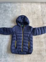 Coole, warme Benetton Daunenjacke Gr. 140 Jungen
