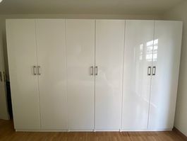 Kleiderschrank weiss hochglanz 6-türig gebraucht</div>