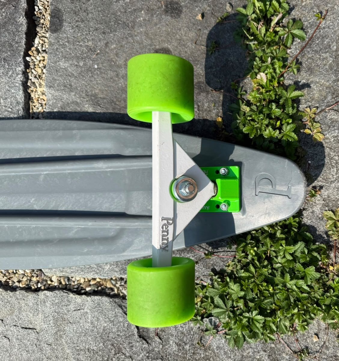 Penny Skateboards Skateboards: Penny Longboard grau/grün – Usato da Heerbrugg venduto da prypal 2