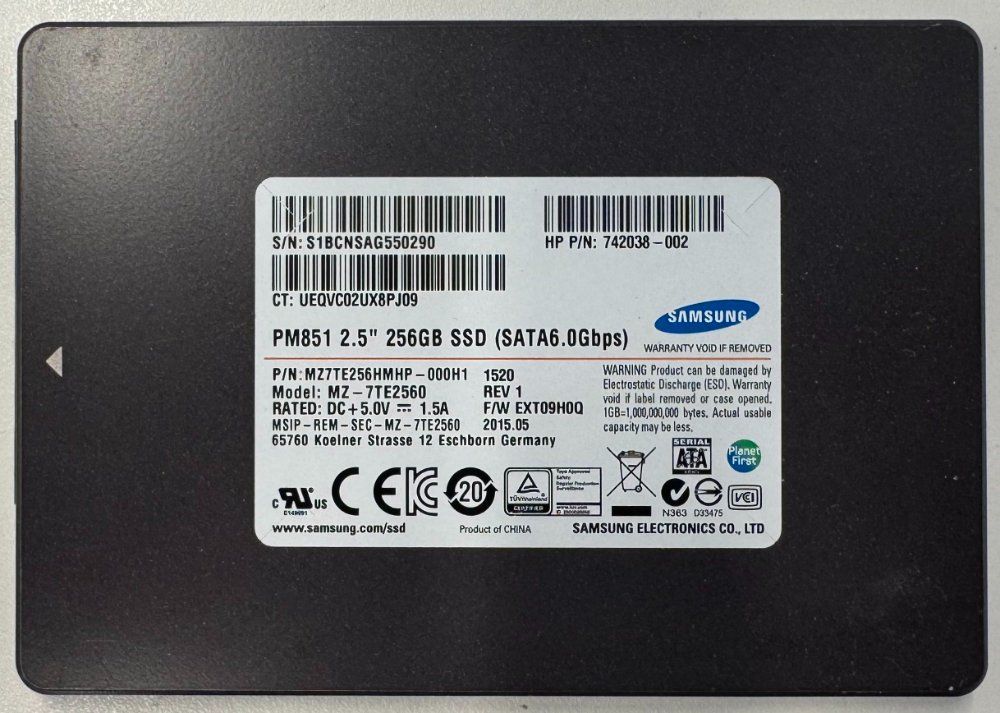 Samsung Disques durs: Samsung SSD PM851 256GB – D'occasion à Bern par sn8per