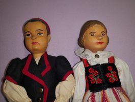 2 x ALTE BRIENZER PUPPEN