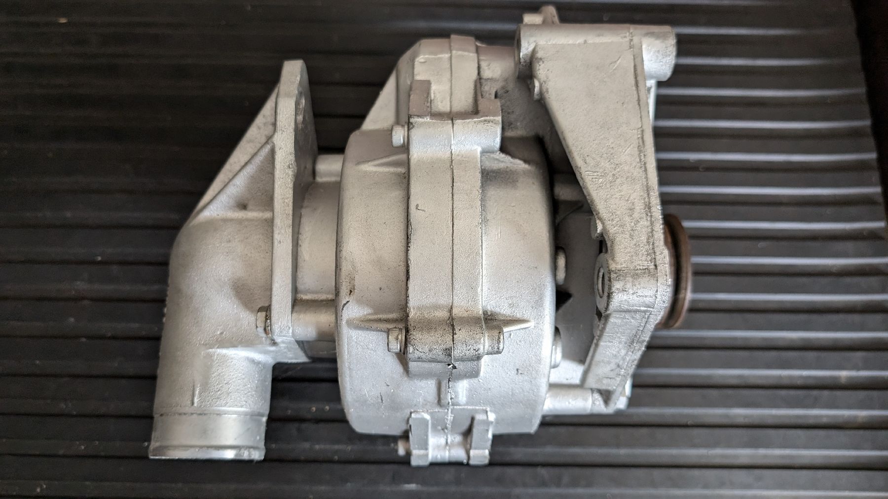 Volkswagen Tutti pezzi di ricambio auto: G40 compresseur lader – Nuovo (secondo la descrizione) da Siviriez venduto da gad_6pqg