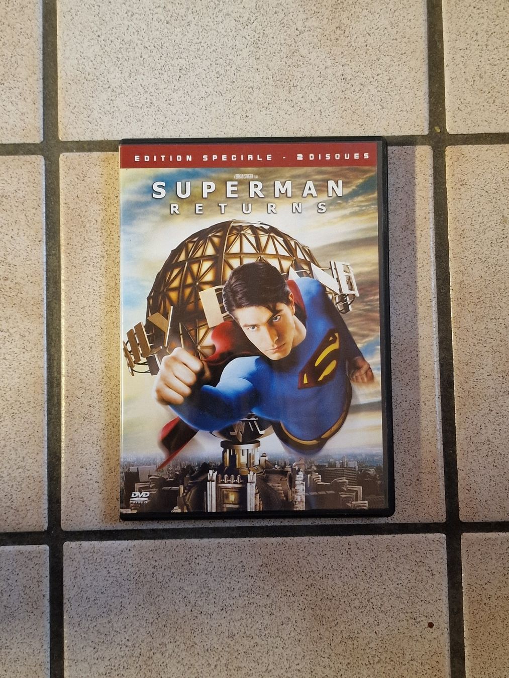 Tutti i DVDs: DVD Superman Returns édition spéciale 2 disques – Usato da Echallens venduto da mal_z665