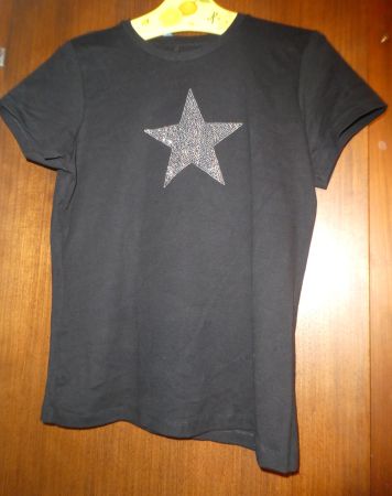 T-shirt noir avec étoile brillante, taille XL,  neuf ✨