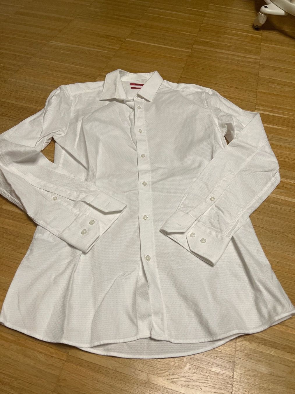 Hugo Boss Camicie: Hugo Boss Herren – Usato da Menzingen venduto da Dali2504