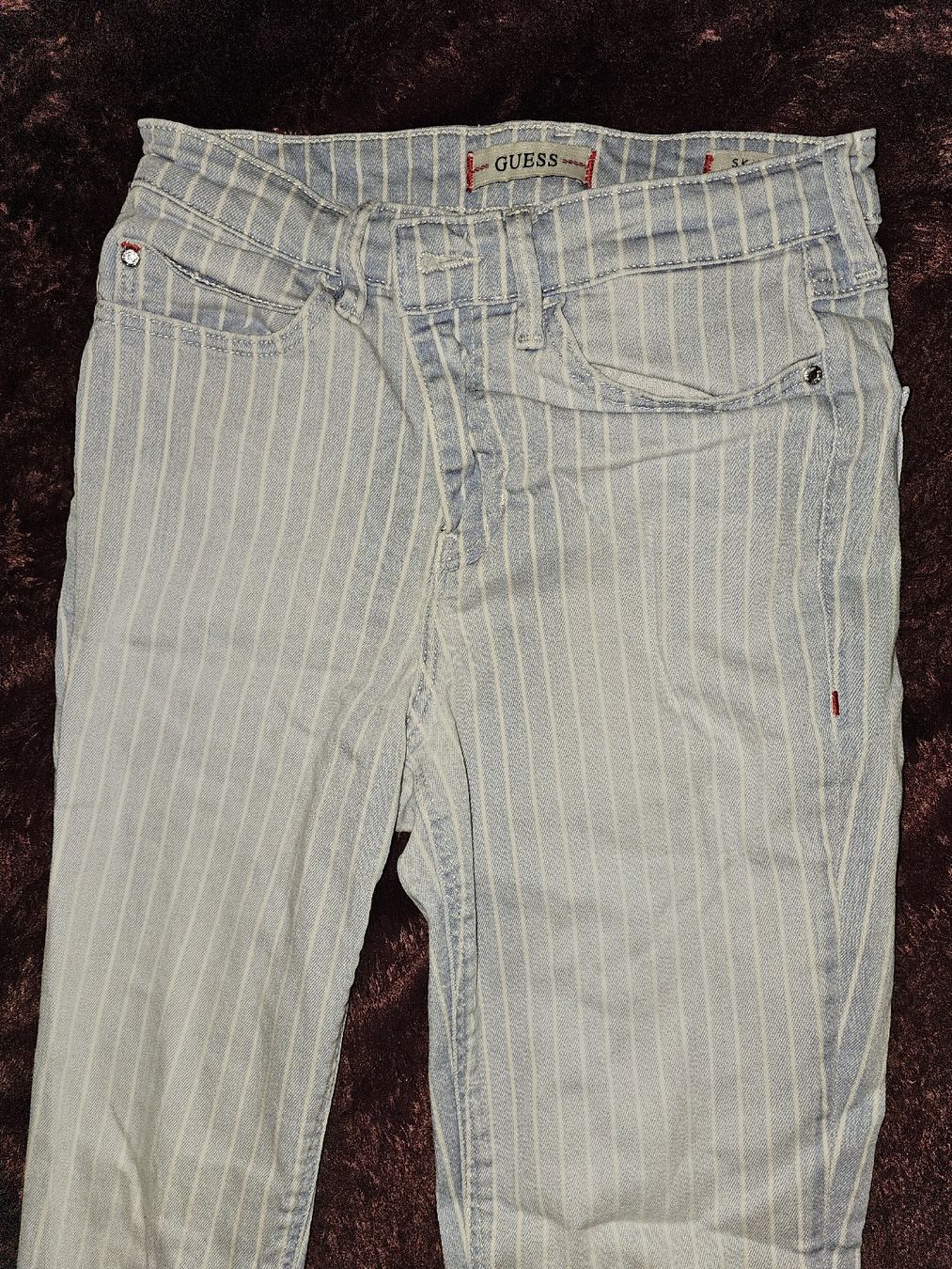 Guess Jeans: Guess Jeans 26/30 XS – Nuovo (secondo la descrizione) da Samstagern venduto da Octopussycat