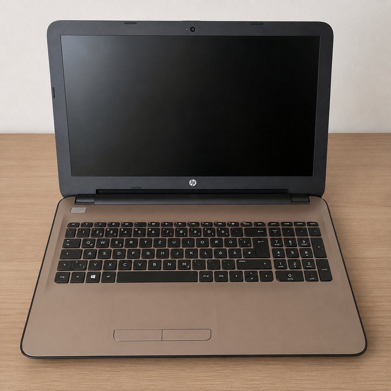 Hewlett Packard Notebook: HP 15-ba015ng 15,6" Notebook – Usato da Schaffhausen venduto da Gemma_1966