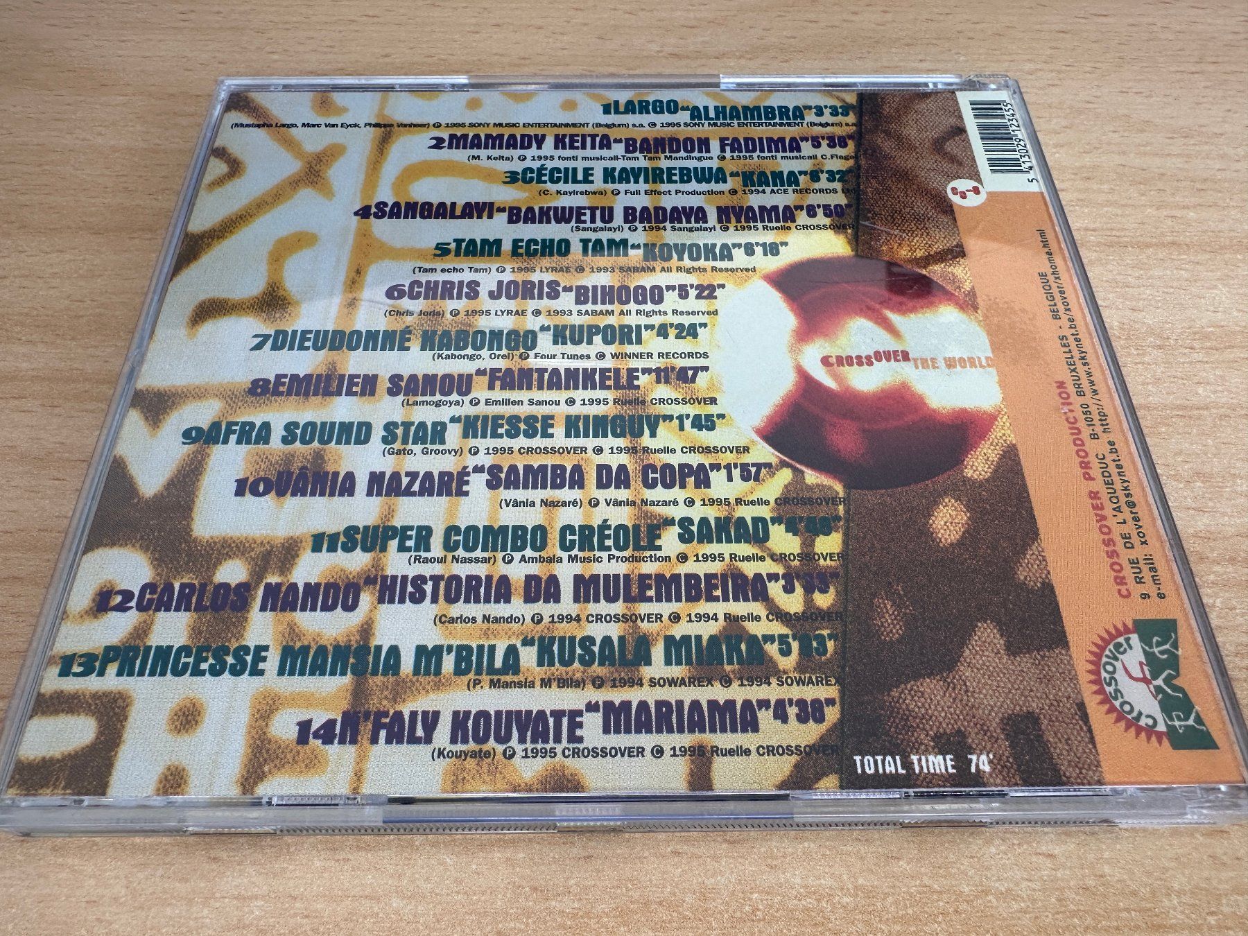 CD: Various – Cross Over The World – Usato da Rikon im Tösstal venduto da Alpenmutz 1