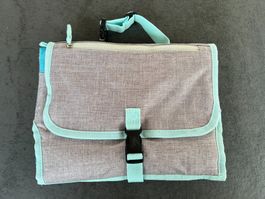 Neue, praktische, kleine Wickeltasche/-unterlage