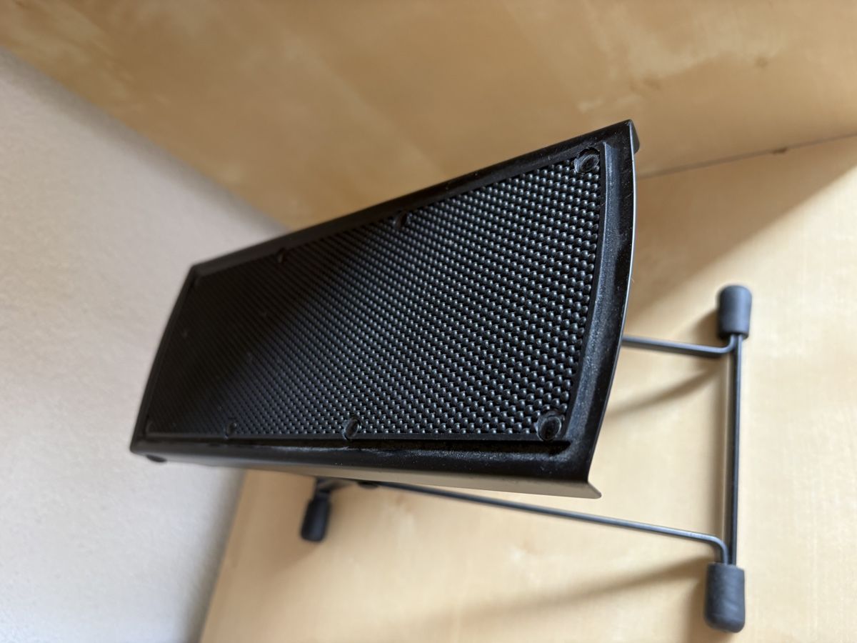 Supports pour instruments & partitions: Gitarren-Fussbank – D'occasion à Auenstein par 5222 1