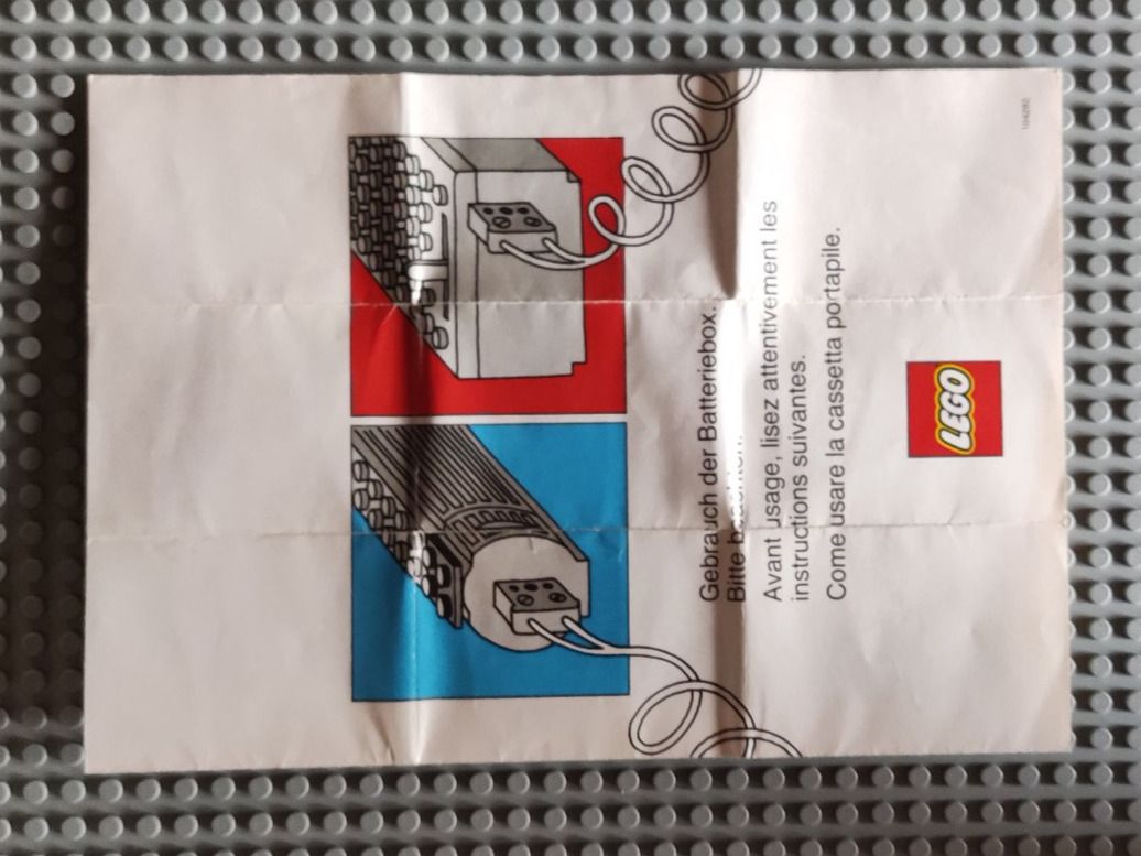Lego Kit di costruzioni: LEGO Information Flyer - Battery Box - binfbateu1 – Usato da Muhen venduto da Legoholic