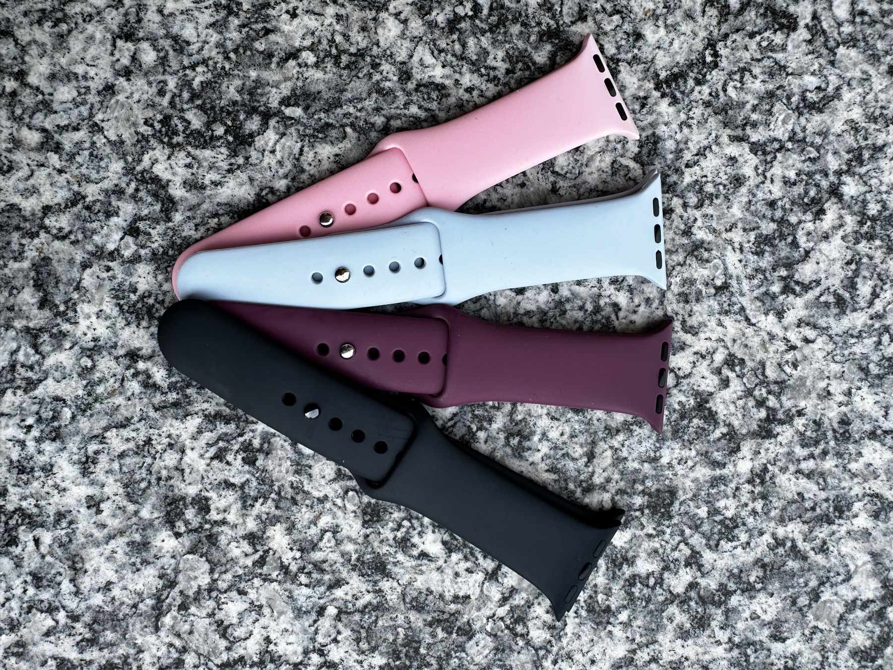 Armbänder & -reifen: ARMBÄNDER-SET PASSEND ZU APPLE WATCH – Gebraucht aus Laufen von mercedes420