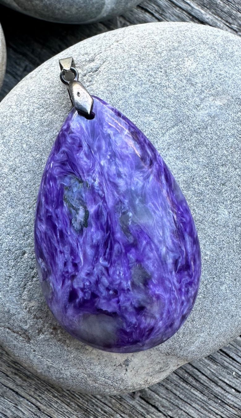 Pendentifs: Wunderschöner Charoit-Anhänger – Neuf (Voir description) à Muri AG par Shoshana5 1