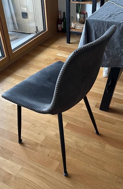 Stühle: 4 chaises design – Gebraucht aus Bernex von jgsxr 1