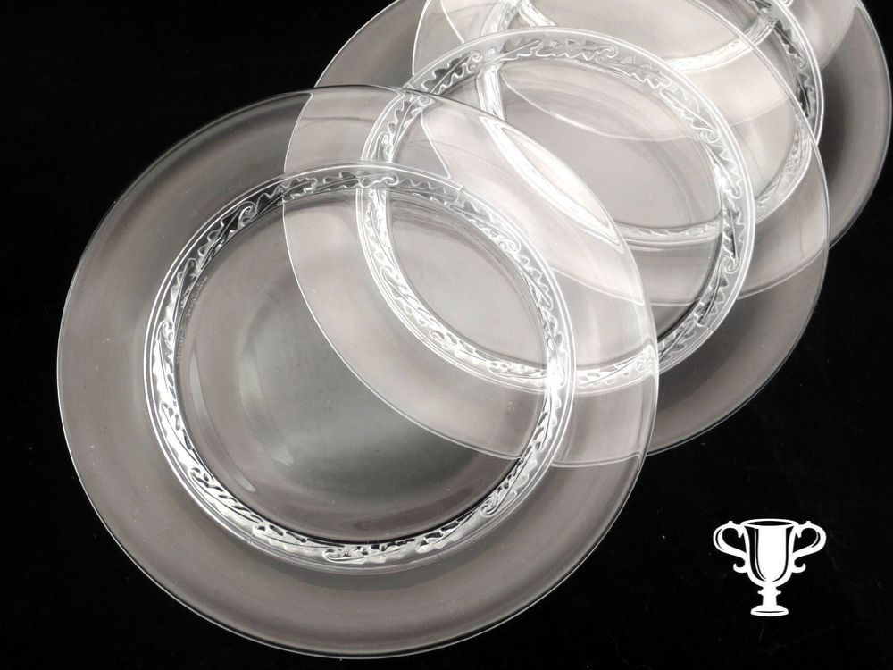R. LALIQUE France : Assiette Ormeaux N°1 en verre blanc moulé-pressé